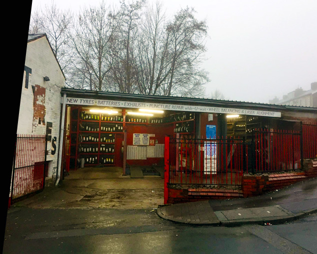 Station Tyres Ltd Darwen front entrance